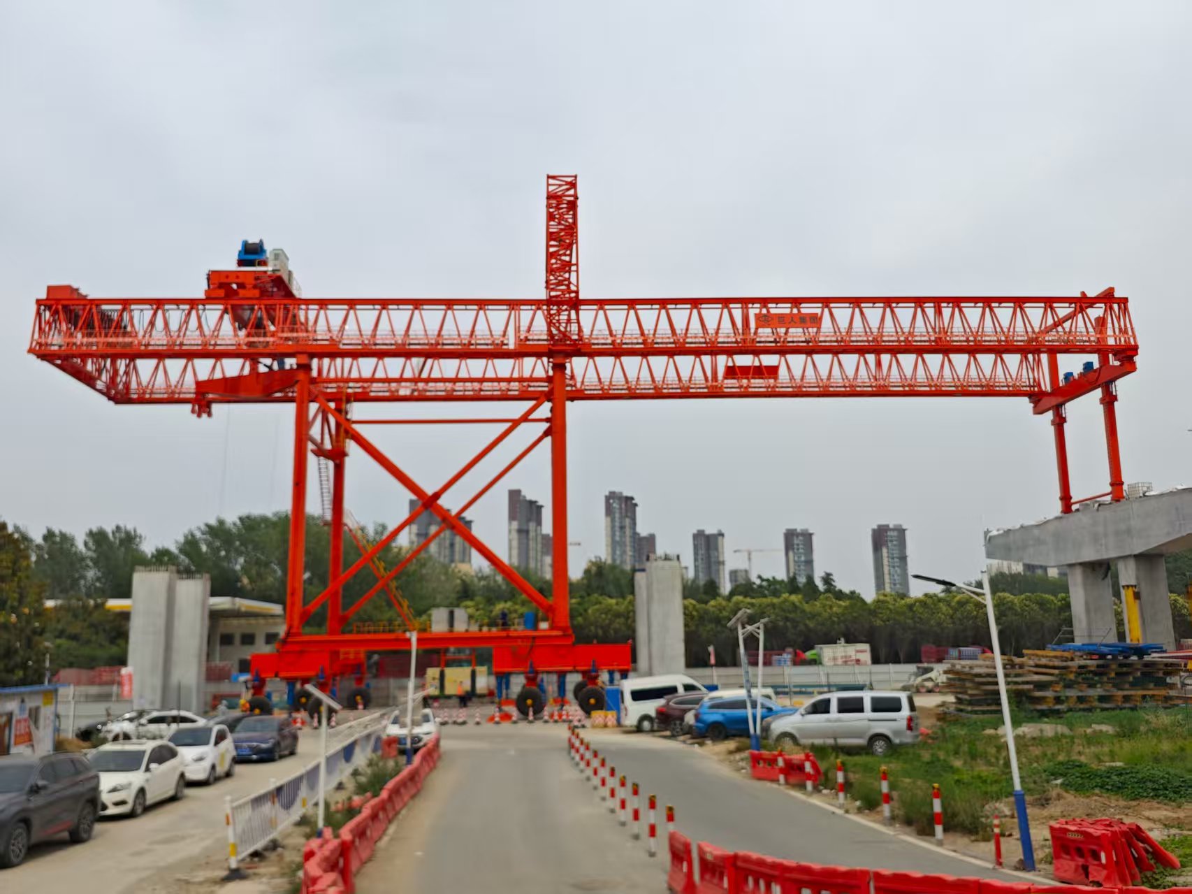 路桥门式起重机